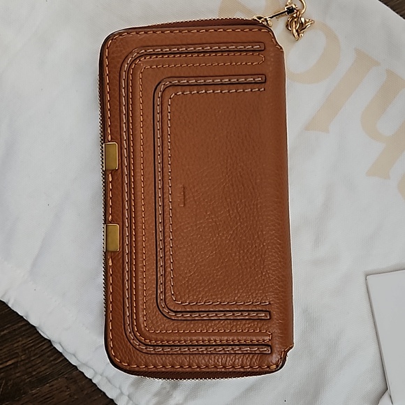 Chloe" Marcie Leather Crossbody Bag w/ Wallet - Picture 9 of 12